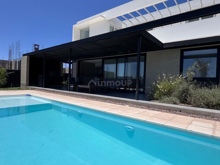 Casa en Venta en Lujan de Cuyo, Mendoza
