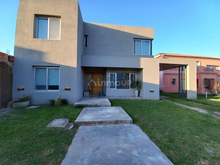 Casa en Venta en Santa Maria, Cordoba