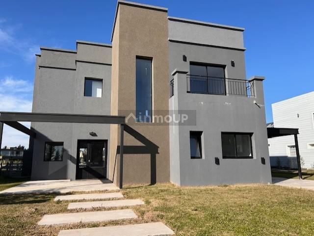 Casa en Venta en San Vicente, G.B.A. Zona Sur