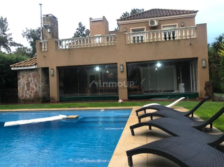 Casa en Alquiler en Esteban Echeverria, G.B.A. Zona Sur