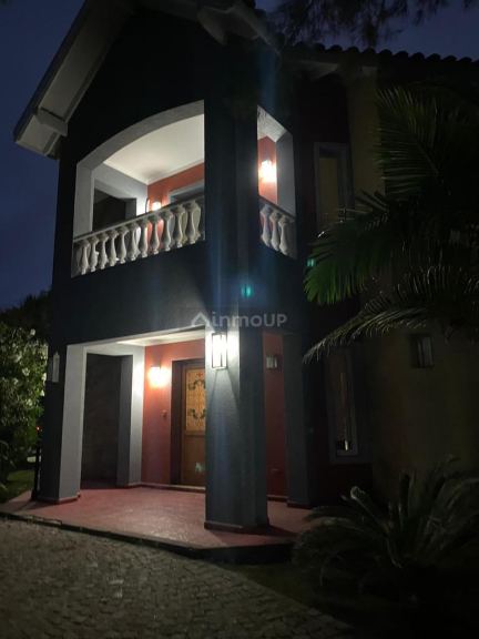 Casa en Alquiler en Esteban Echeverria, G.B.A. Zona Sur