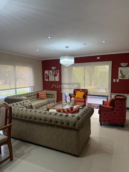 Casa en Alquiler en Esteban Echeverria, G.B.A. Zona Sur