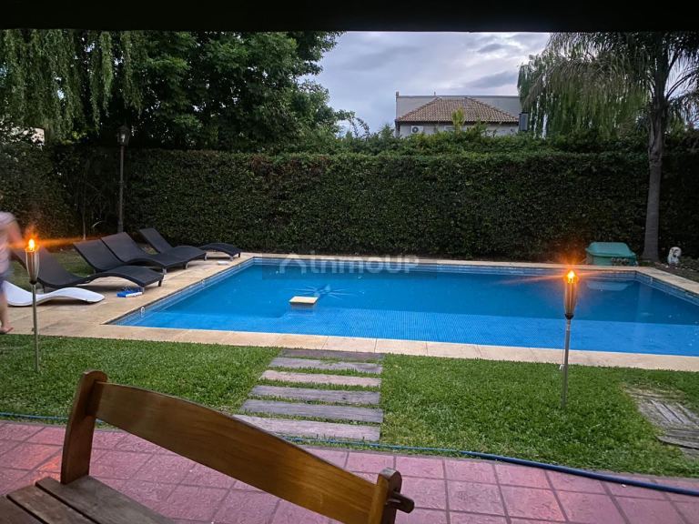 Casa en Alquiler en Esteban Echeverria, G.B.A. Zona Sur