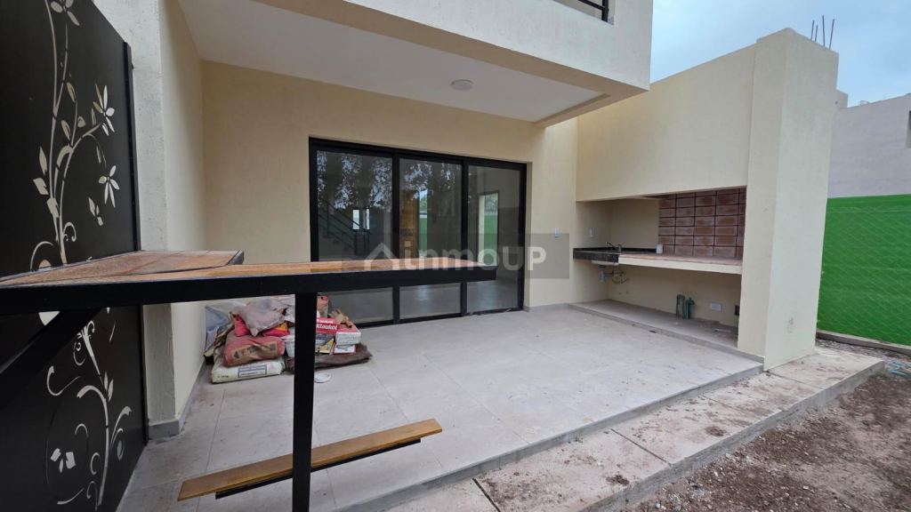 Casa en Alquiler en Lujan de Cuyo, Mendoza