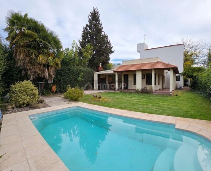 Casa en Venta en Maipu, Mendoza