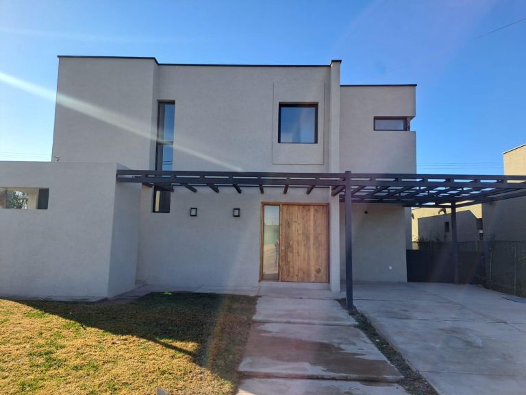 Casa en Venta en Lujan de Cuyo, Mendoza