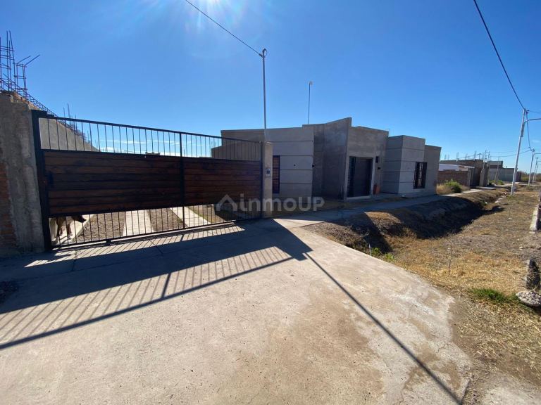 Casa en Venta en Rivadavia, Mendoza