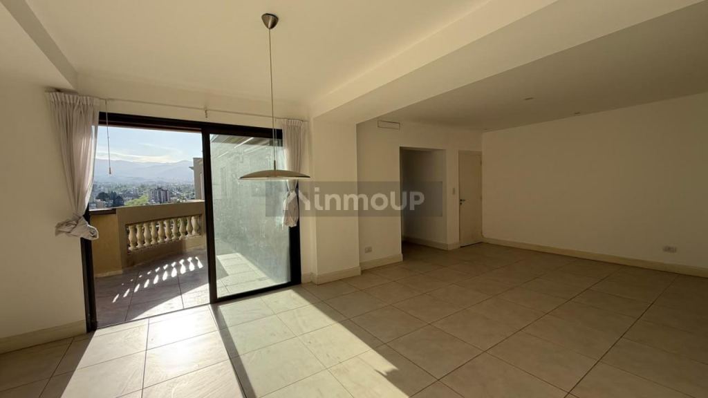 Departamento en Alquiler en Capital, Mendoza