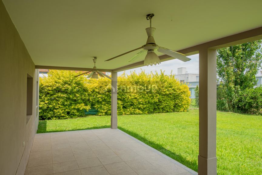 Casa en Venta en Yerba Buena, Tucuman
