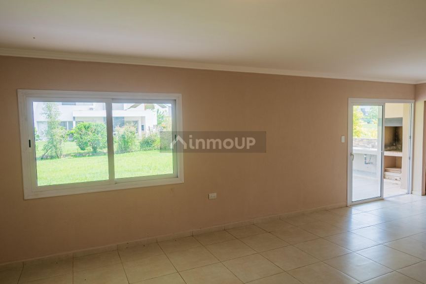Casa en Venta en Yerba Buena, Tucuman