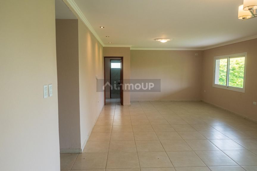 Casa en Venta en Yerba Buena, Tucuman
