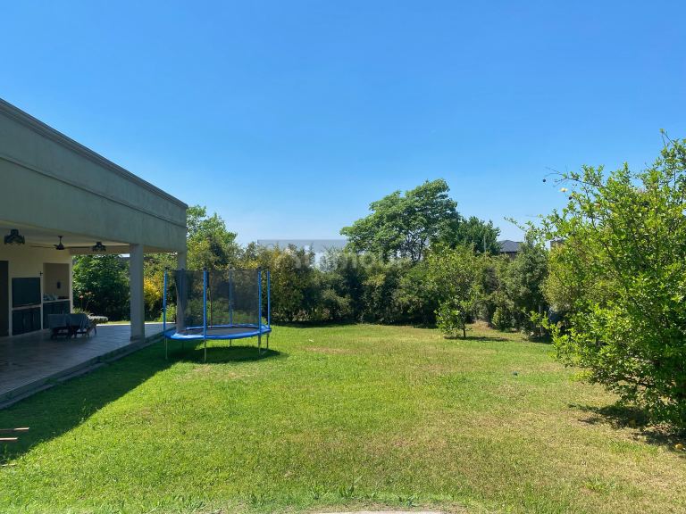 Casa en Venta en Yerba Buena, Tucuman