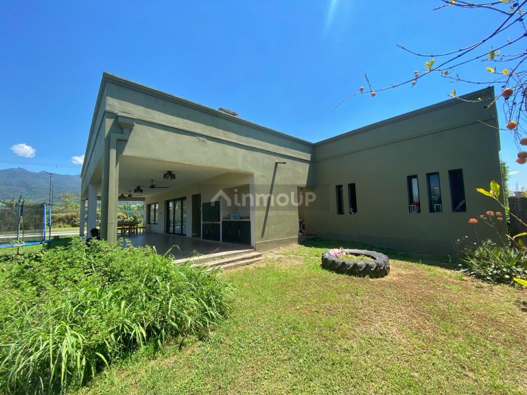 Casa en Venta en Yerba Buena, Tucuman