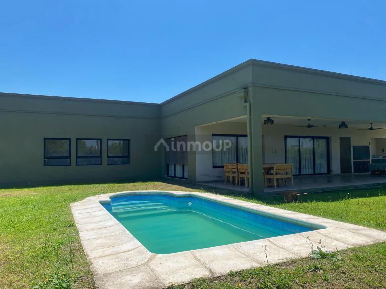 Casa en Venta en Yerba Buena, Tucuman
