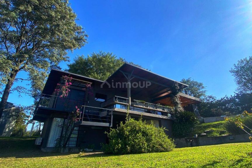 Casa en Venta en Yerba Buena, Tucuman