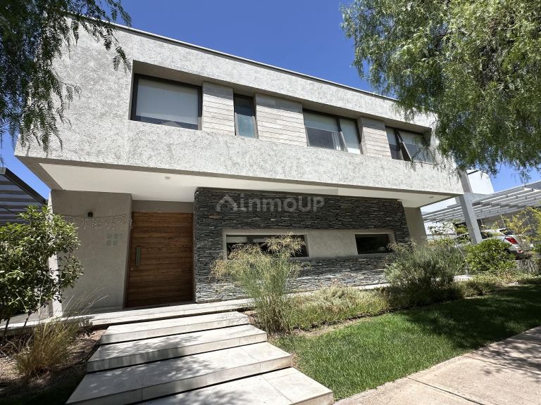 Casa en Venta en Capital, Mendoza