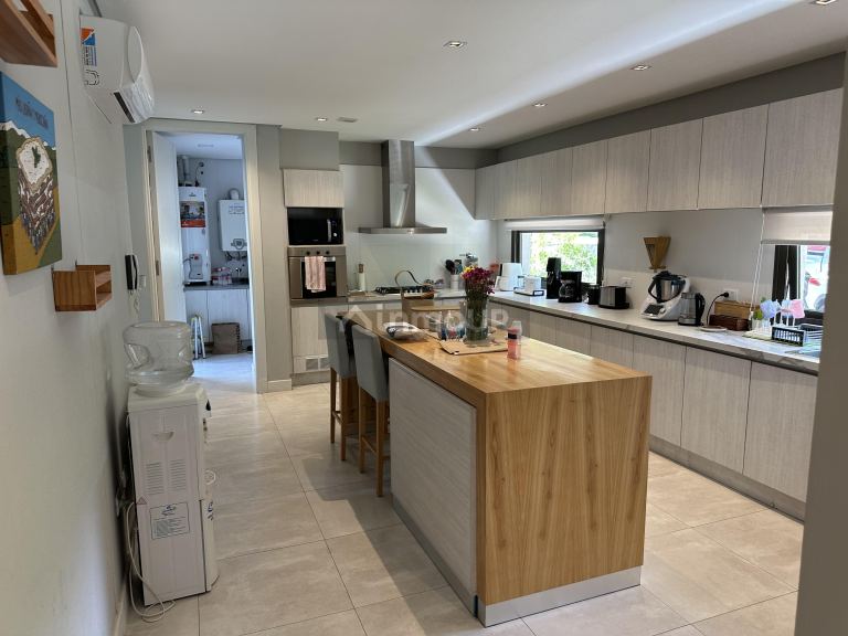 Casa en Venta en Capital, Mendoza