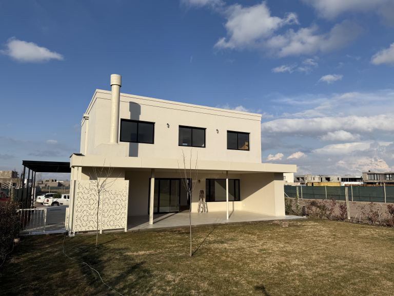 Casa en Alquiler en Lujan de Cuyo, Mendoza