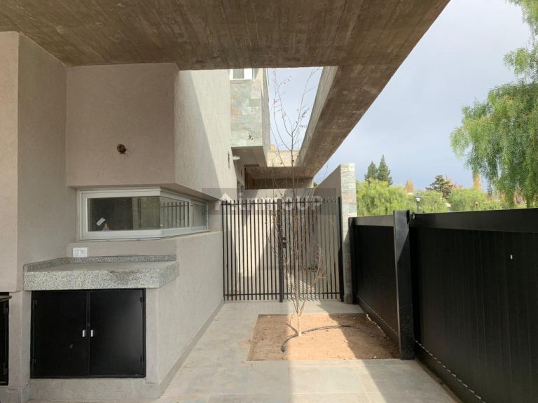 Casa en Alquiler en Lujan de Cuyo, Mendoza