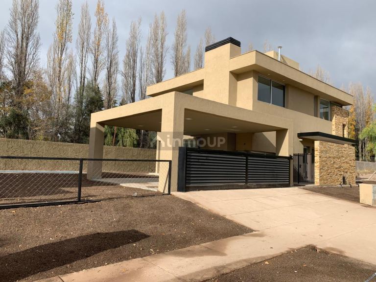 Casa en Alquiler en Lujan de Cuyo, Mendoza