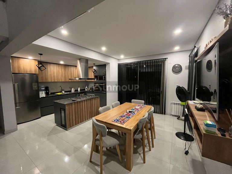 Casa en Venta en Maipu, Mendoza