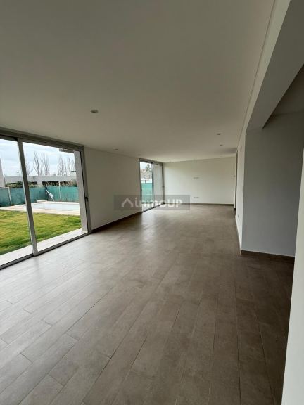 Casa en Alquiler en Lujan de Cuyo, Mendoza