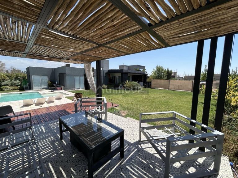 Casa en Venta en Lujan de Cuyo, Mendoza