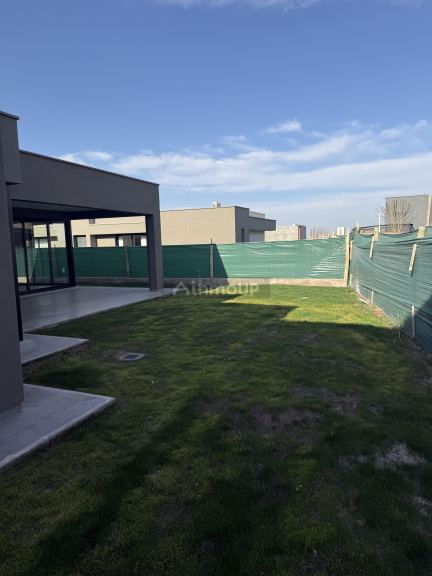 Casa en Venta en Maipu, Mendoza