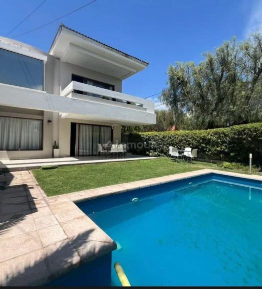Casa en Alquiler en Capital, Mendoza