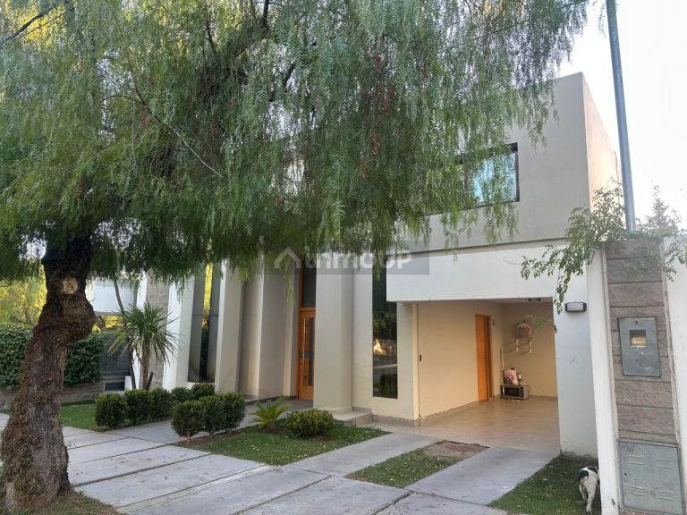 Casa en Alquiler en Capital, Mendoza