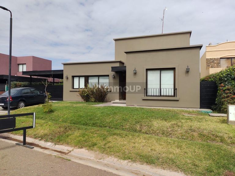 Casa en Venta en Maipu, Mendoza