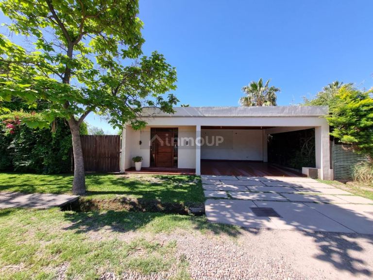 Casa en Alquiler en Maipu, Mendoza