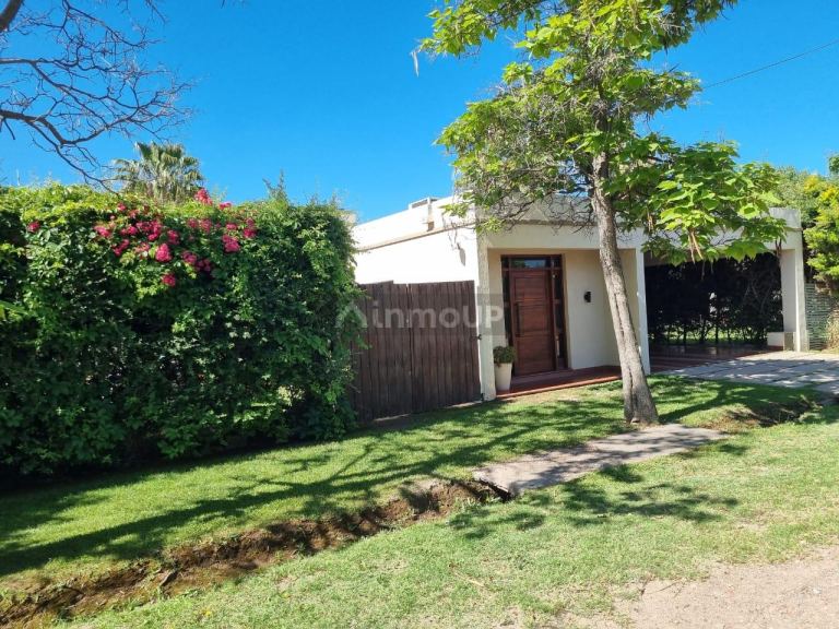 Casa en Alquiler en Maipu, Mendoza