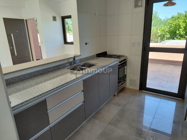 Departamento en Alquiler en Maipu, Mendoza