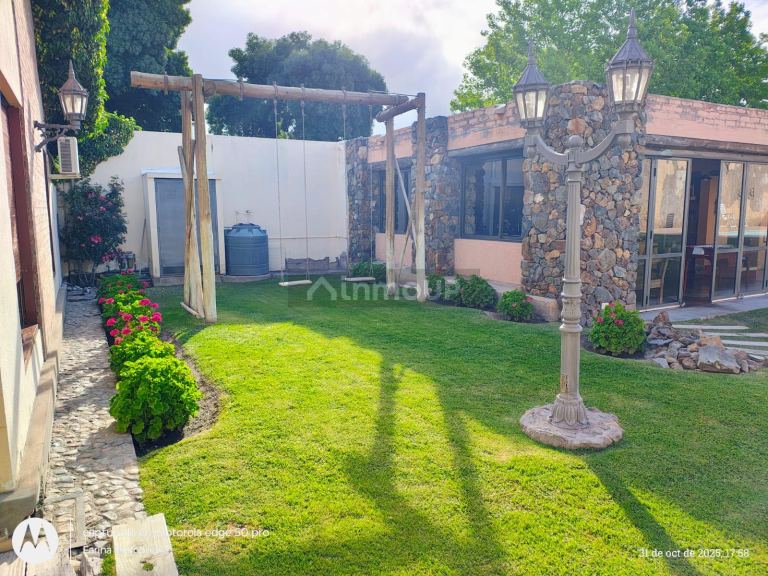 Casa en Venta en Rivadavia, Mendoza