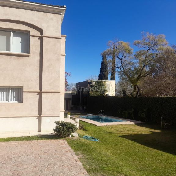 Casa en Venta en Guaymallen, Mendoza