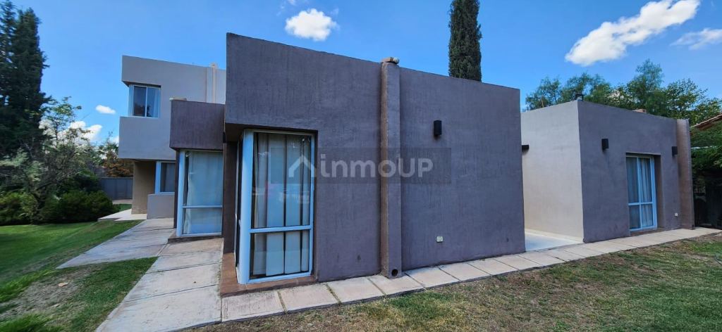 Casa en Venta en Maipu, Mendoza