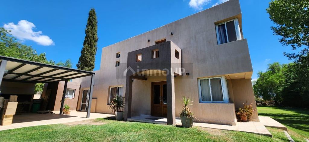 Casa en Venta en Maipu, Mendoza