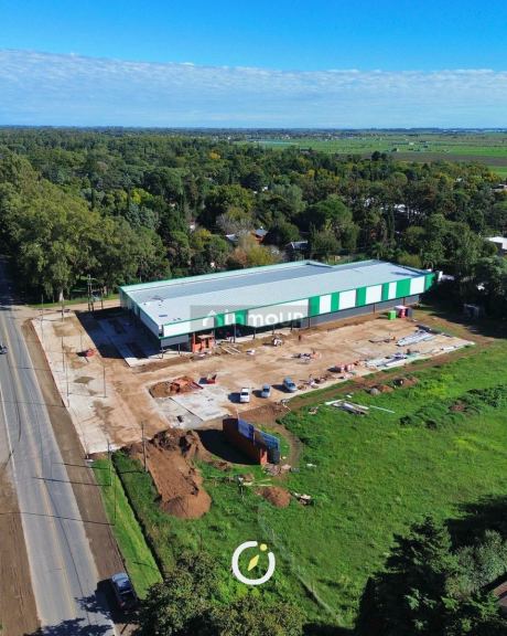 Local Comercial en Alquiler en Funes, Santa Fe