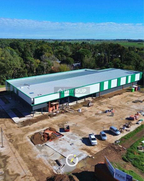 Local Comercial en Alquiler en Funes, Santa Fe