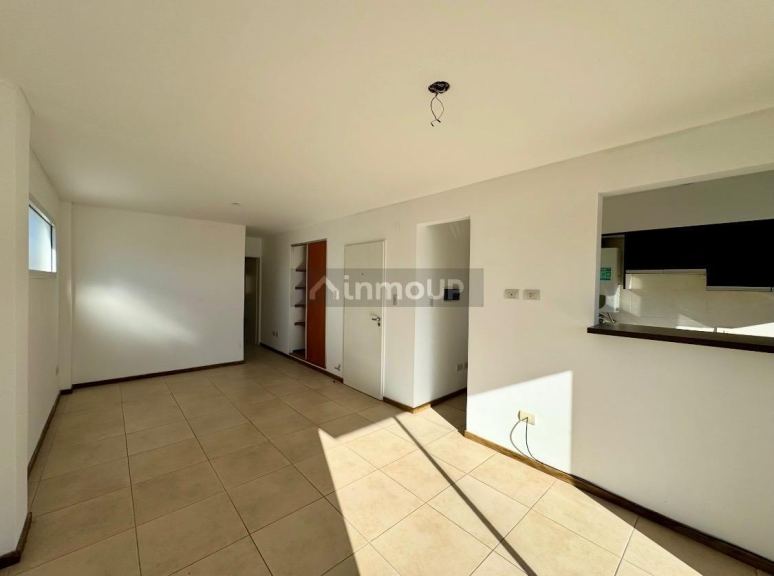 Departamento en Alquiler en Rosario, Santa Fe - $ 800.000 | Inmoup - 11