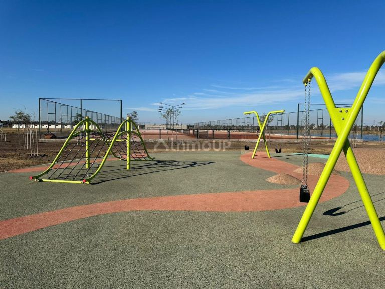 Terreno en Venta en Funes, Santa Fe