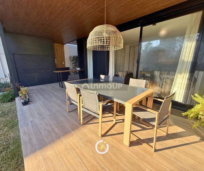 Casa en Venta en Rosario, Santa Fe