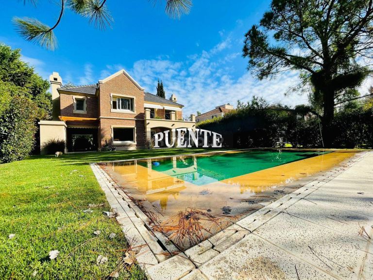 Casa en Venta en Esteban Echeverria, G.B.A. Zona Sur