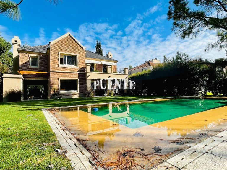 Casa en Venta en Esteban Echeverria, G.B.A. Zona Sur
