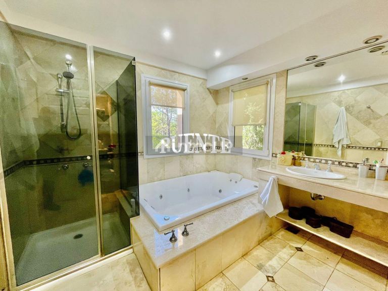 Casa en Venta en Esteban Echeverria, G.B.A. Zona Sur
