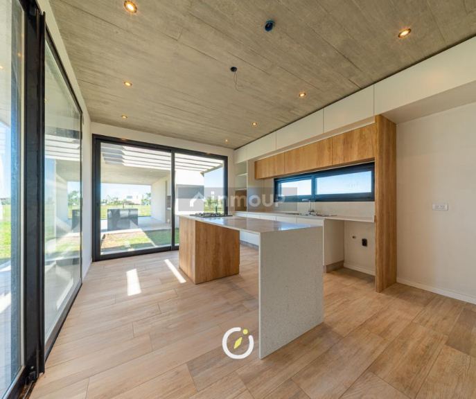 Casa en Venta en Funes, Santa Fe - USD 550.000 | Inmoup - 10