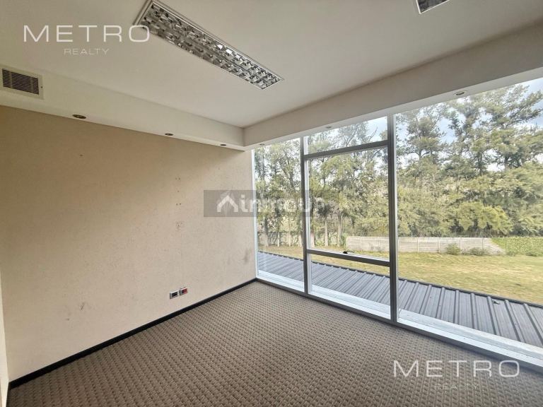 Oficina en Venta en Pilar, G.B.A. Zona Norte