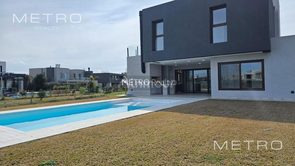 Casa en Venta en Ezeiza, G.B.A. Zona Sur
