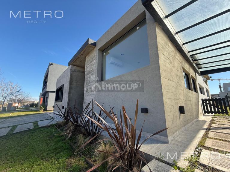 Casa en Venta en Escobar, G.B.A. Zona Norte